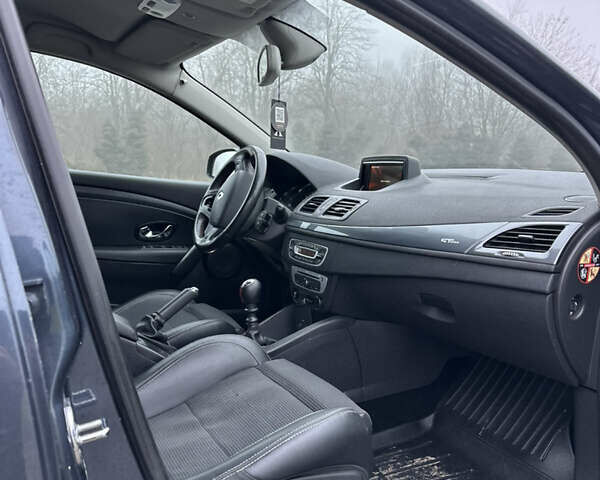 Серый Рено Меган, объемом двигателя 1.5 л и пробегом 226 тыс. км за 9450 $, фото 24 на Automoto.ua