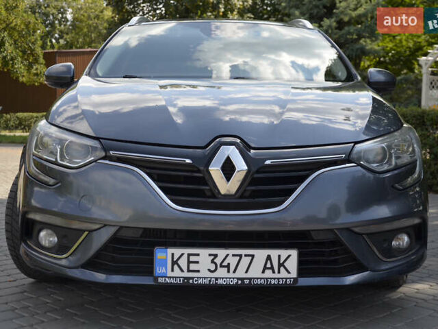 Серый Рено Меган, объемом двигателя 1.46 л и пробегом 393 тыс. км за 10999 $, фото 8 на Automoto.ua