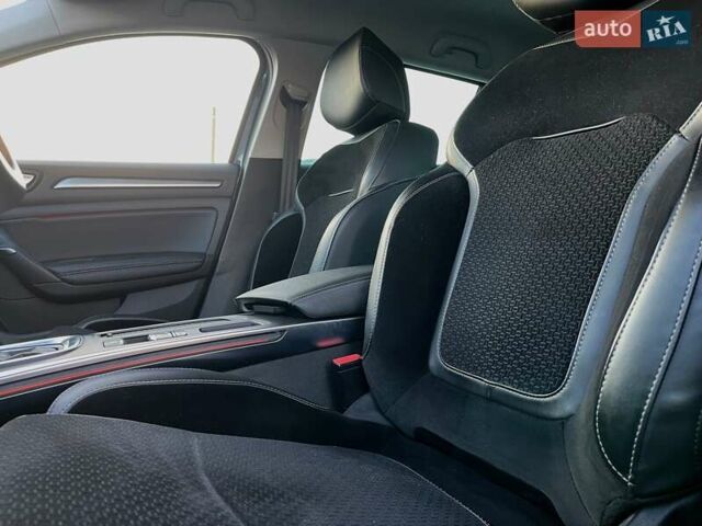 Рено Меган 2016 в Бердичеве на Automoto.ua Серый Рено Меган, объемом двигателя 1.46 л и пробегом 216 тыс. км за 13200 $, фото 19 на Automoto.ua