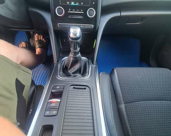 Серый Рено Меган, объемом двигателя 1.5 л и пробегом 267 тыс. км за 12700 $, фото 12 на Automoto.ua