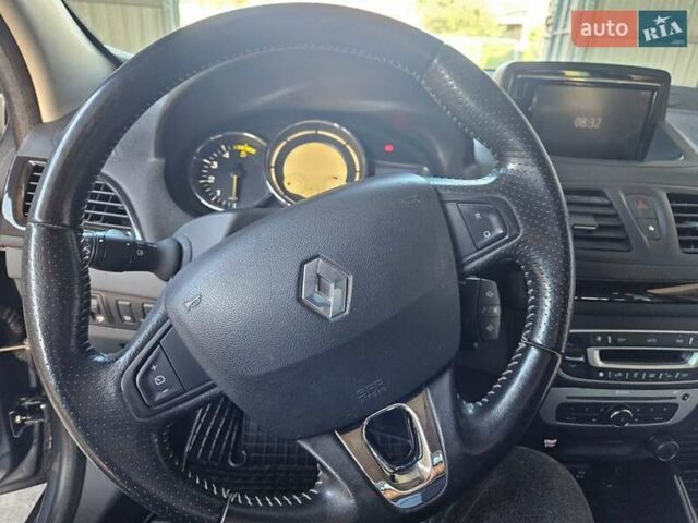 Серый Рено Меган, объемом двигателя 1.5 л и пробегом 160 тыс. км за 10500 $, фото 23 на Automoto.ua