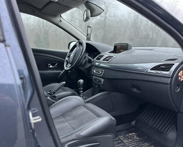 Серый Рено Меган, объемом двигателя 1.5 л и пробегом 226 тыс. км за 9450 $, фото 25 на Automoto.ua