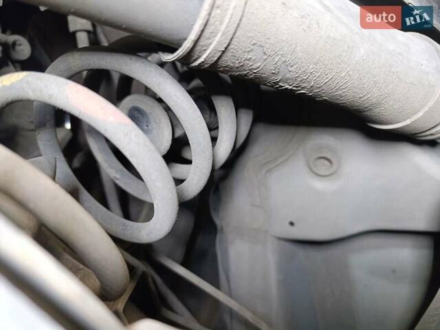 Серый Рено Меган, объемом двигателя 1.5 л и пробегом 160 тыс. км за 10500 $, фото 59 на Automoto.ua