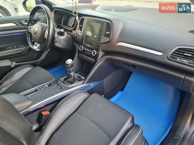 Серый Рено Меган, объемом двигателя 1.5 л и пробегом 267 тыс. км за 12700 $, фото 8 на Automoto.ua