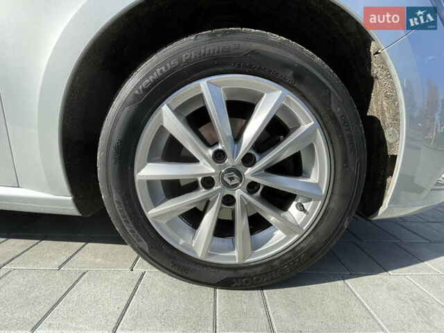 Сірий Рено Меган, об'ємом двигуна 1.46 л та пробігом 173 тис. км за 14700 $, фото 11 на Automoto.ua