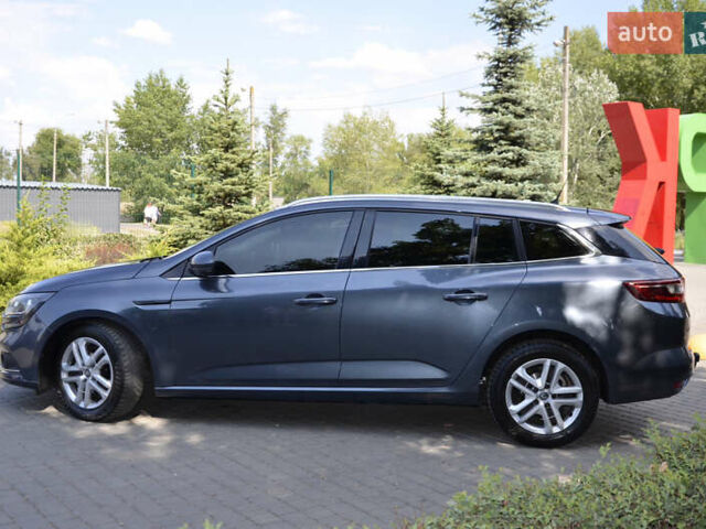 Серый Рено Меган, объемом двигателя 1.46 л и пробегом 393 тыс. км за 10999 $, фото 4 на Automoto.ua