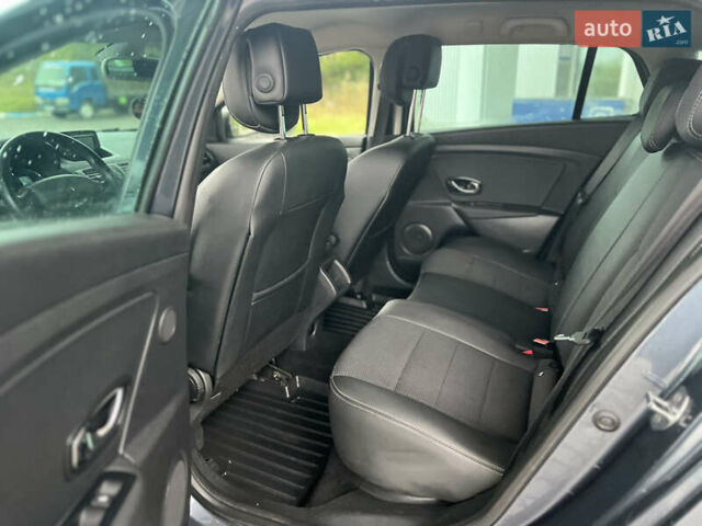 Сірий Рено Меган, об'ємом двигуна 1.5 л та пробігом 218 тис. км за 9700 $, фото 38 на Automoto.ua