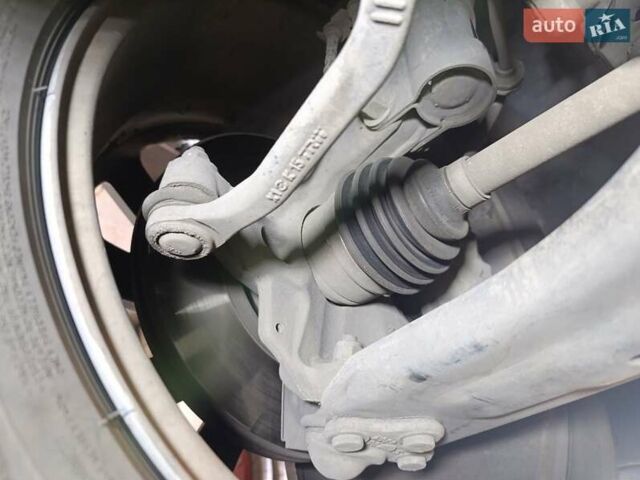 Серый Рено Меган, объемом двигателя 1.5 л и пробегом 160 тыс. км за 10500 $, фото 67 на Automoto.ua