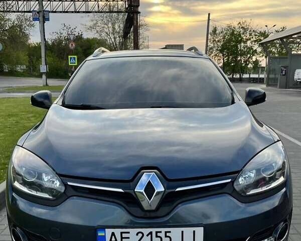 Серый Рено Меган, объемом двигателя 1.6 л и пробегом 185 тыс. км за 10500 $, фото 1 на Automoto.ua