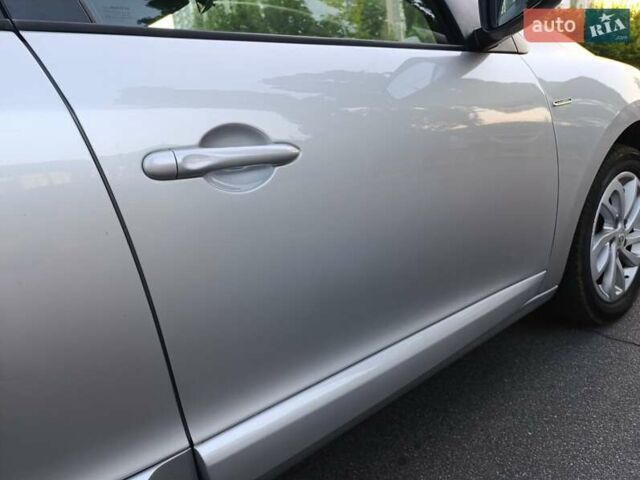 Серый Рено Меган, объемом двигателя 1.5 л и пробегом 160 тыс. км за 10500 $, фото 39 на Automoto.ua