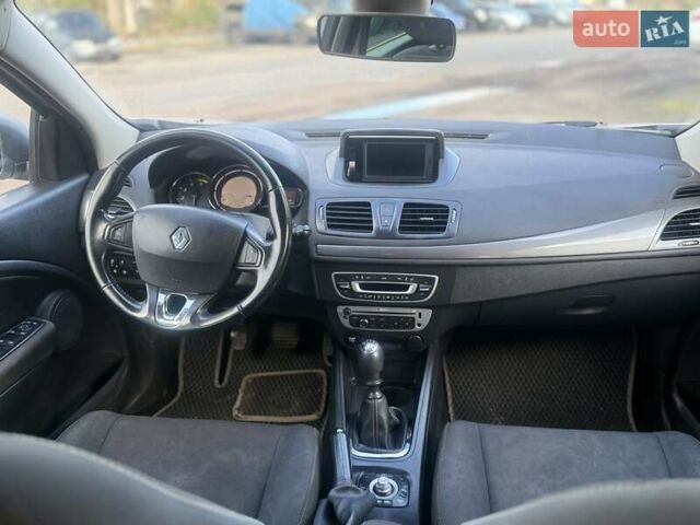 Серый Рено Меган, объемом двигателя 1.5 л и пробегом 276 тыс. км за 7450 $, фото 11 на Automoto.ua