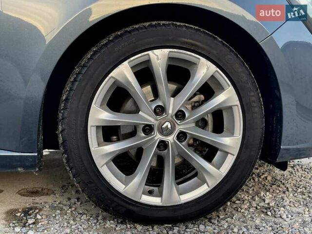 Рено Меган 2016 в Бердичеве на Automoto.ua Серый Рено Меган, объемом двигателя 1.46 л и пробегом 216 тыс. км за 13200 $, фото 10 на Automoto.ua