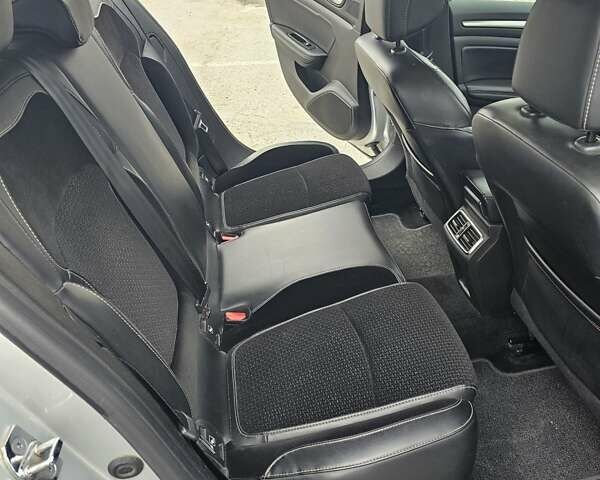 Серый Рено Меган, объемом двигателя 1.46 л и пробегом 217 тыс. км за 13350 $, фото 35 на Automoto.ua