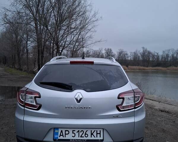 Серый Рено Меган, объемом двигателя 1.46 л и пробегом 270 тыс. км за 9800 $, фото 5 на Automoto.ua
