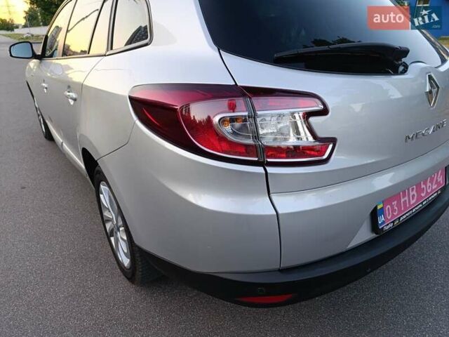 Серый Рено Меган, объемом двигателя 1.5 л и пробегом 160 тыс. км за 10500 $, фото 44 на Automoto.ua