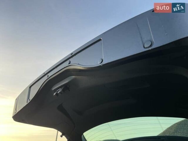 Рено Меган 2016 в Бердичеве на Automoto.ua Серый Рено Меган, объемом двигателя 1.46 л и пробегом 216 тыс. км за 13200 $, фото 27 на Automoto.ua