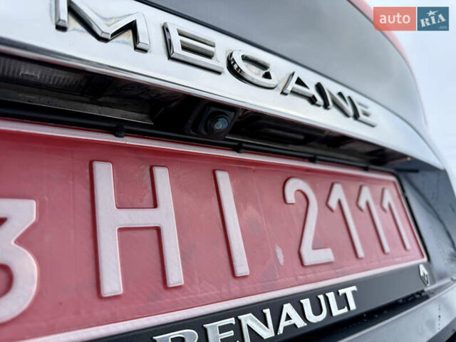 Серый Рено Меган, объемом двигателя 1.6 л и пробегом 207 тыс. км за 14499 $, фото 17 на Automoto.ua