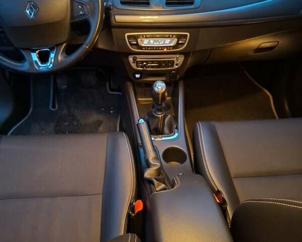 Серый Рено Меган, объемом двигателя 1.46 л и пробегом 270 тыс. км за 9800 $, фото 14 на Automoto.ua