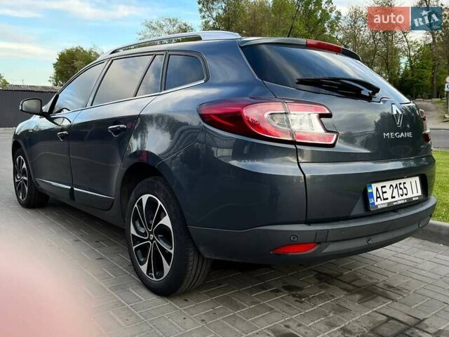 Серый Рено Меган, объемом двигателя 1.6 л и пробегом 185 тыс. км за 10500 $, фото 3 на Automoto.ua