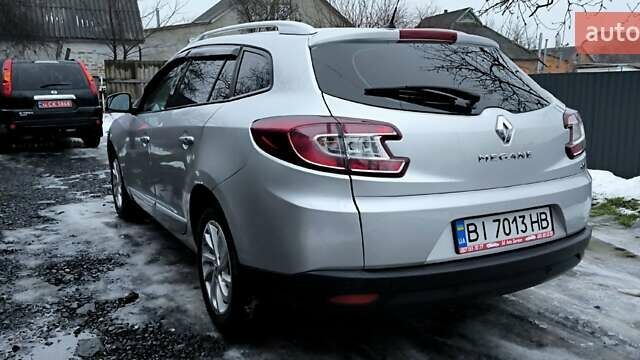 Сірий Рено Меган, об'ємом двигуна 1.46 л та пробігом 239 тис. км за 8500 $, фото 3 на Automoto.ua