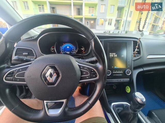 Серый Рено Меган, объемом двигателя 1.5 л и пробегом 267 тыс. км за 12700 $, фото 9 на Automoto.ua