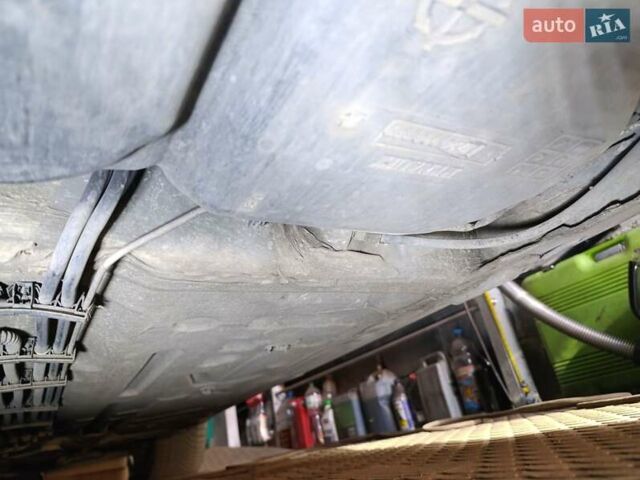 Серый Рено Меган, объемом двигателя 1.5 л и пробегом 160 тыс. км за 10500 $, фото 53 на Automoto.ua