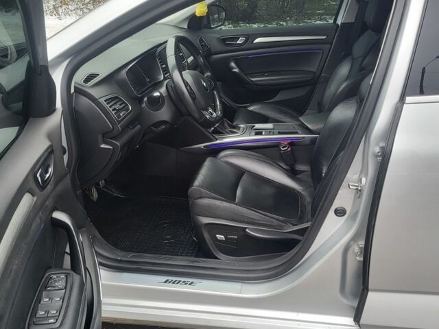 Серый Рено Меган, объемом двигателя 1.6 л и пробегом 204 тыс. км за 13500 $, фото 3 на Automoto.ua