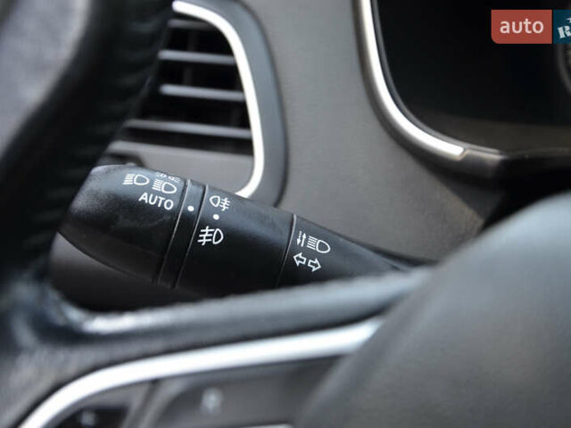 Серый Рено Меган, объемом двигателя 1.46 л и пробегом 393 тыс. км за 10999 $, фото 42 на Automoto.ua