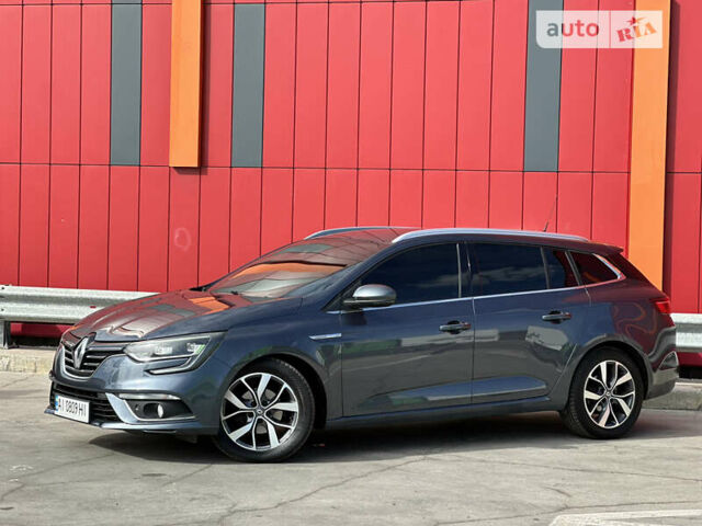 Серый Рено Меган, объемом двигателя 1.46 л и пробегом 184 тыс. км за 14900 $, фото 4 на Automoto.ua