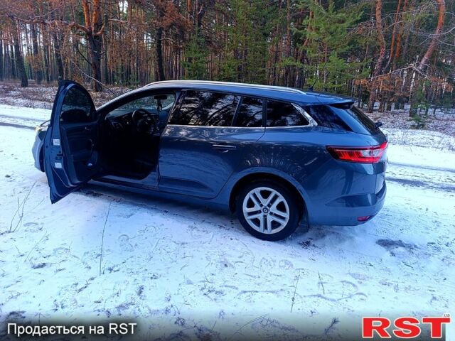 Серый Рено Меган, объемом двигателя 1.5 л и пробегом 23300 тыс. км за 11700 $, фото 5 на Automoto.ua