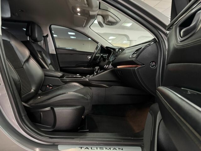 Серый Рено Меган, объемом двигателя 1.6 л и пробегом 180 тыс. км за 13000 $, фото 8 на Automoto.ua