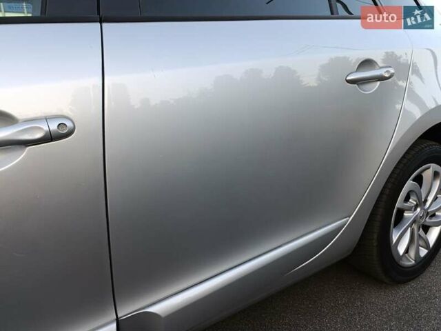 Серый Рено Меган, объемом двигателя 1.5 л и пробегом 160 тыс. км за 10500 $, фото 48 на Automoto.ua