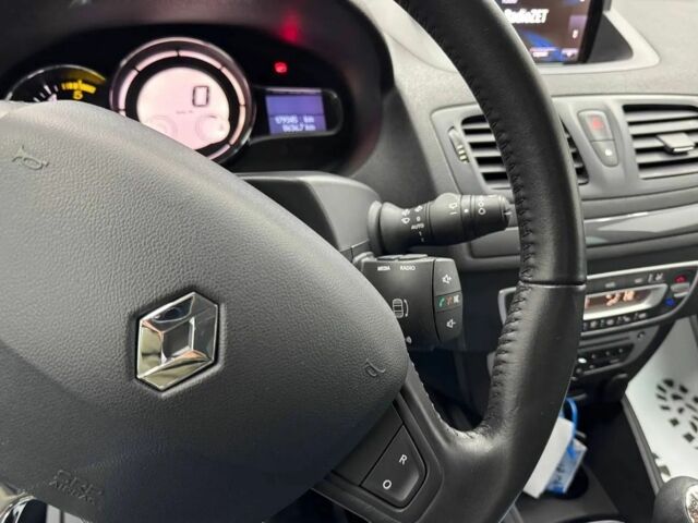 Сірий Рено Меган, об'ємом двигуна 1.5 л та пробігом 179 тис. км за 2400 $, фото 18 на Automoto.ua