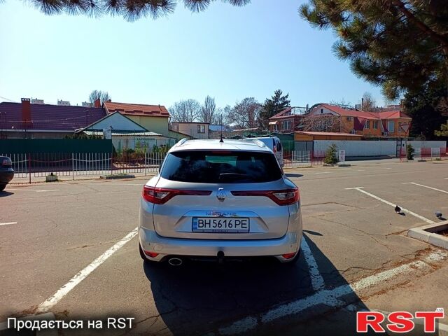 Серый Рено Меган, объемом двигателя 1.5 л и пробегом 198 тыс. км за 13800 $, фото 4 на Automoto.ua