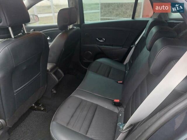 Серый Рено Меган, объемом двигателя 1.2 л и пробегом 76 тыс. км за 10300 $, фото 8 на Automoto.ua