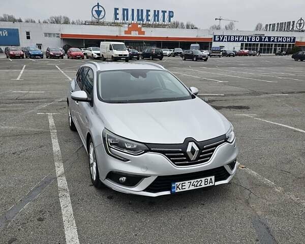 Серый Рено Меган, объемом двигателя 1.46 л и пробегом 217 тыс. км за 13350 $, фото 3 на Automoto.ua