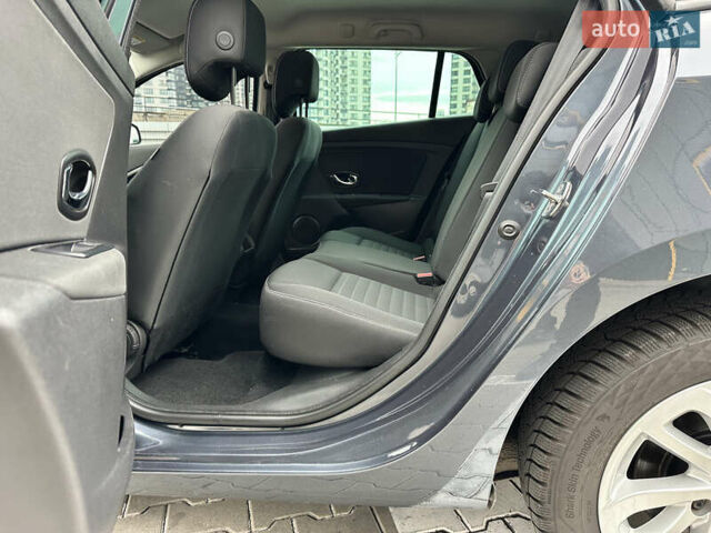 Сірий Рено Меган, об'ємом двигуна 1.5 л та пробігом 186 тис. км за 10750 $, фото 10 на Automoto.ua
