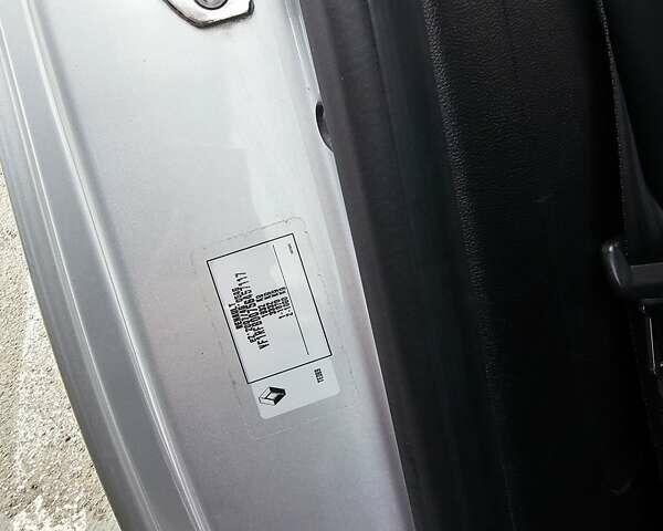 Серый Рено Меган, объемом двигателя 1.46 л и пробегом 217 тыс. км за 13350 $, фото 38 на Automoto.ua