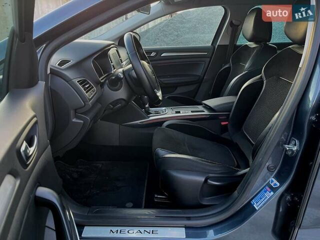 Рено Меган 2016 в Бердичеве на Automoto.ua Серый Рено Меган, объемом двигателя 1.46 л и пробегом 216 тыс. км за 13200 $, фото 18 на Automoto.ua