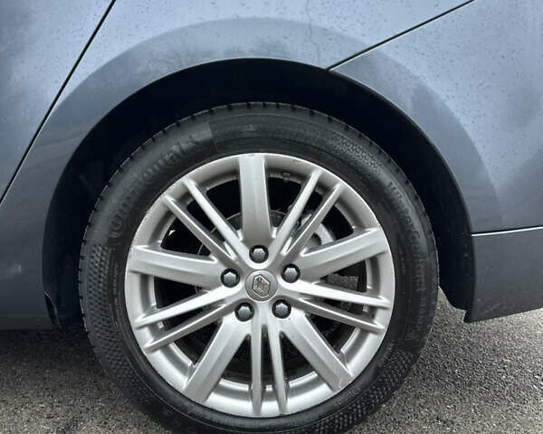 Серый Рено Меган, объемом двигателя 1.5 л и пробегом 226 тыс. км за 9450 $, фото 37 на Automoto.ua