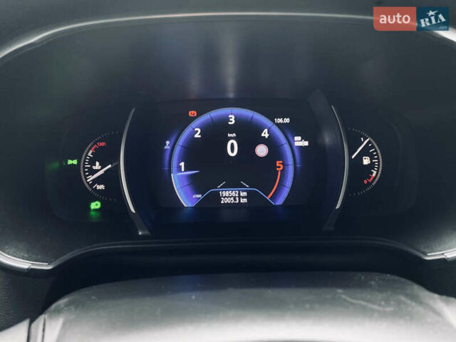 Сірий Рено Меган, об'ємом двигуна 1.46 л та пробігом 198 тис. км за 12600 $, фото 18 на Automoto.ua