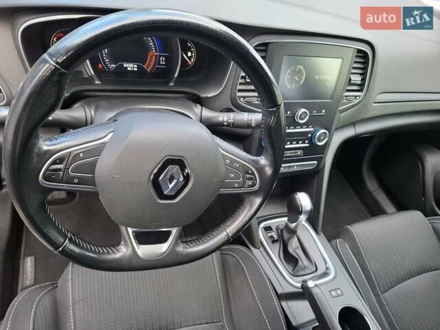 Серый Рено Меган, объемом двигателя 1.5 л и пробегом 224 тыс. км за 12900 $, фото 12 на Automoto.ua