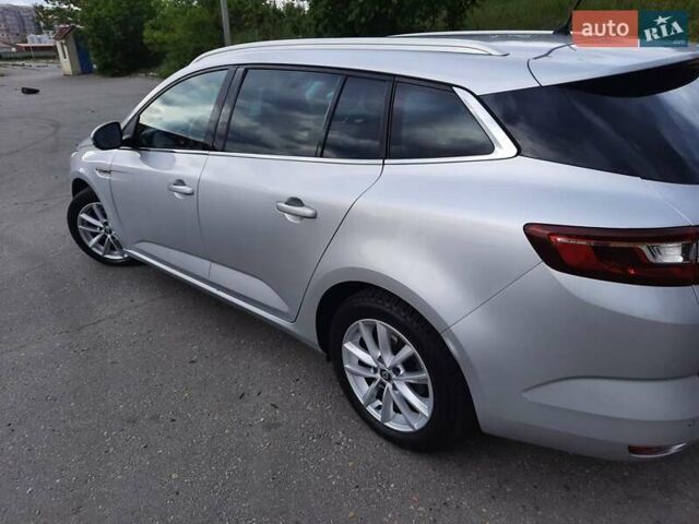 Серый Рено Меган, объемом двигателя 1.46 л и пробегом 230 тыс. км за 14300 $, фото 10 на Automoto.ua