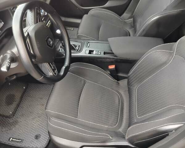 Рено Меган 2017 в Одессе на Automoto.ua Серый Рено Меган, объемом двигателя 1.2 л и пробегом 79 тыс. км за 13000 $, фото 13 на Automoto.ua