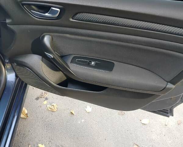 Рено Меган 2017 в Одессе на Automoto.ua Серый Рено Меган, объемом двигателя 1.2 л и пробегом 79 тыс. км за 13000 $, фото 20 на Automoto.ua