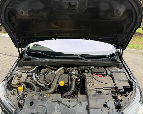 Сірий Рено Меган, об'ємом двигуна 1.46 л та пробігом 230 тис. км за 12500 $, фото 45 на Automoto.ua