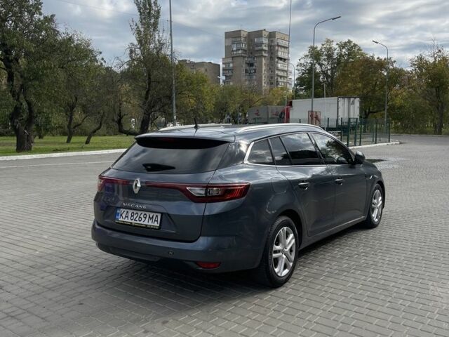 Серый Рено Меган, объемом двигателя 1.5 л и пробегом 233 тыс. км за 12200 $, фото 4 на Automoto.ua