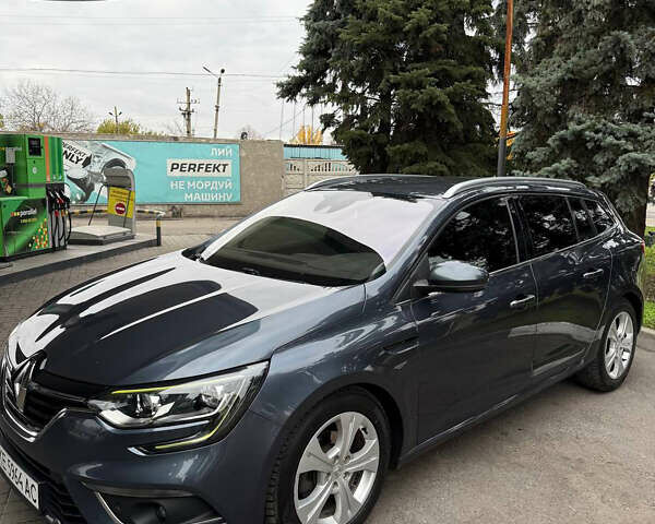 Сірий Рено Меган, об'ємом двигуна 1.46 л та пробігом 230 тис. км за 12500 $, фото 5 на Automoto.ua