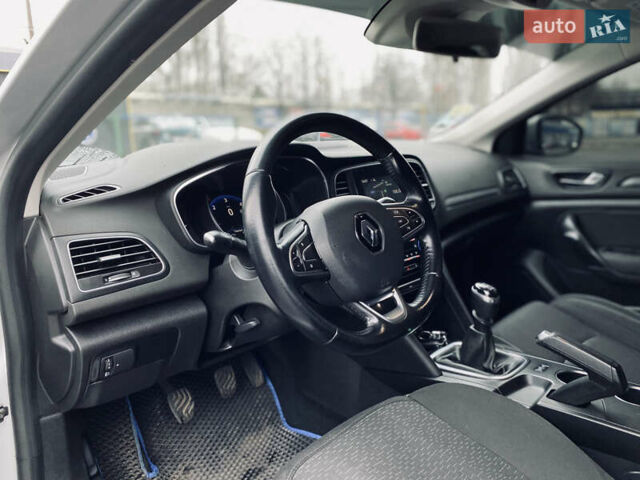 Сірий Рено Меган, об'ємом двигуна 1.46 л та пробігом 198 тис. км за 12600 $, фото 12 на Automoto.ua