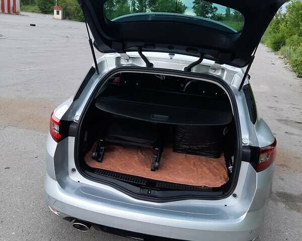 Серый Рено Меган, объемом двигателя 1.46 л и пробегом 230 тыс. км за 14300 $, фото 11 на Automoto.ua